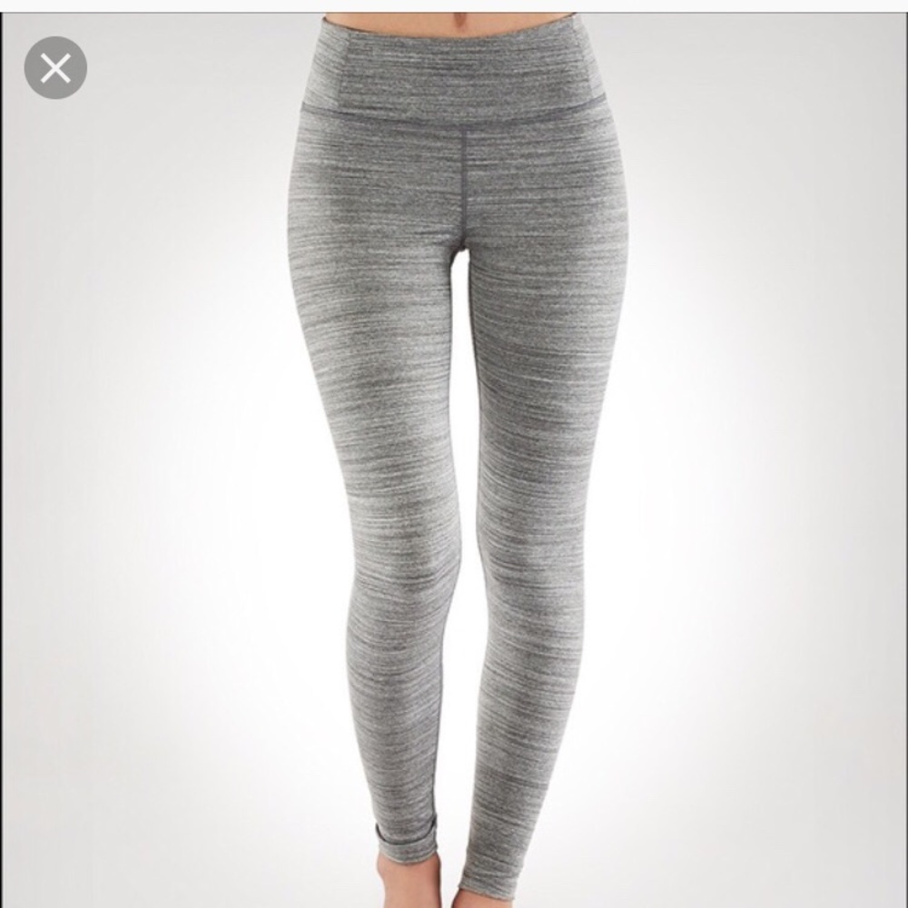 Manduka essential legging size m